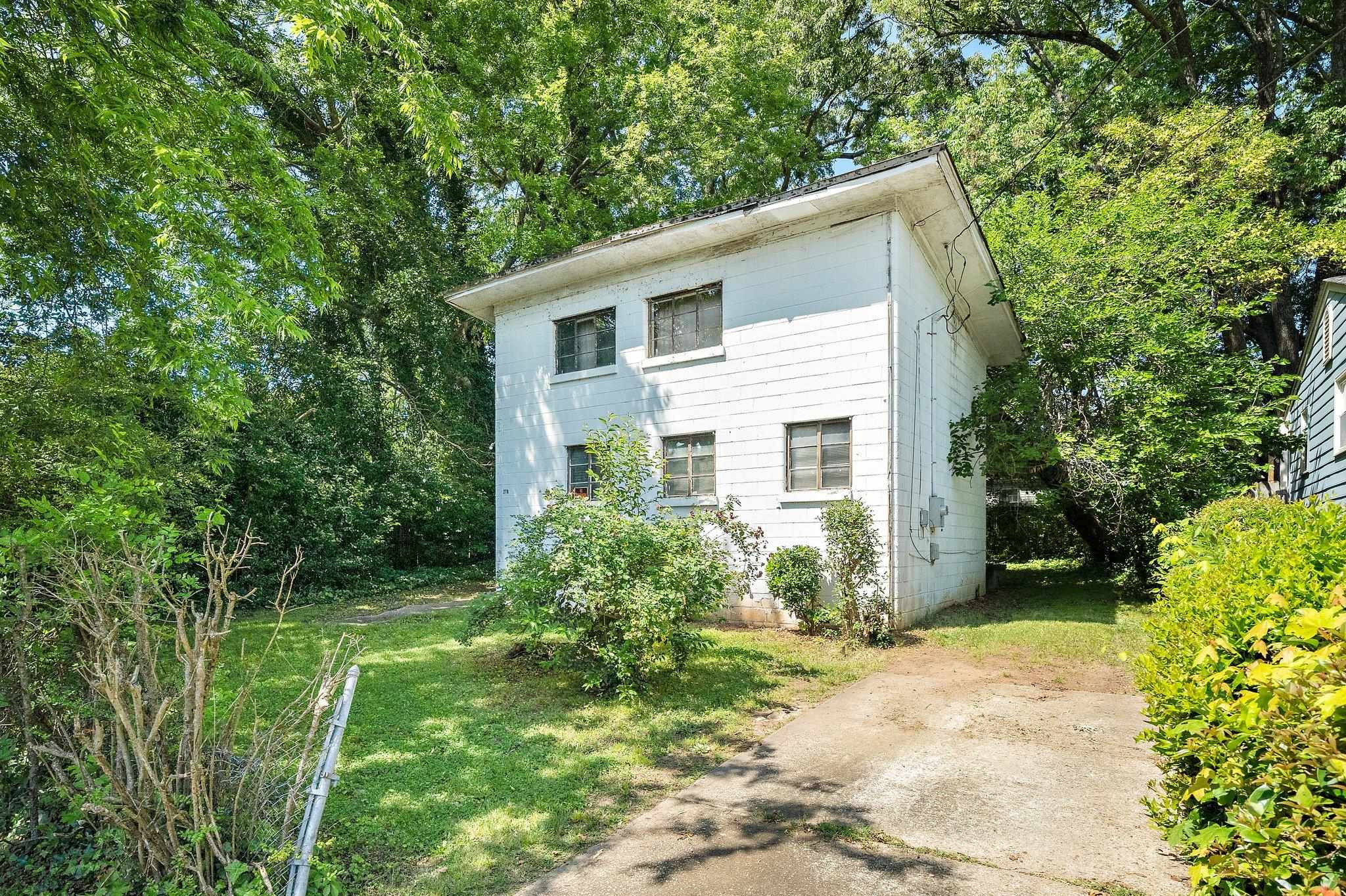 210 Lincoln Court Raleigh, NC 27610 - Photo 1 of 12 Photo 1