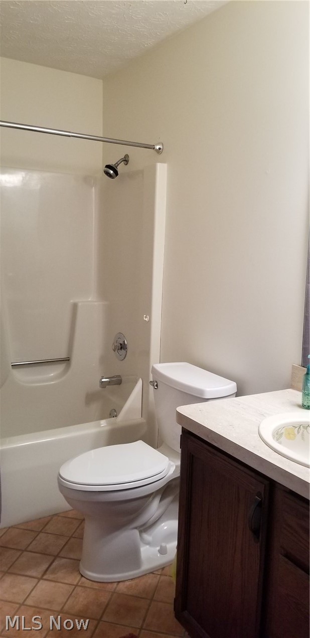 14806 Boston Road Strongsville, OH 44136 - Photo 20 of 28 Main Bath