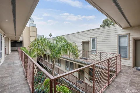 $1,750,000 | 525 Gough Street, Unit 405, San Francisco, CA 94102