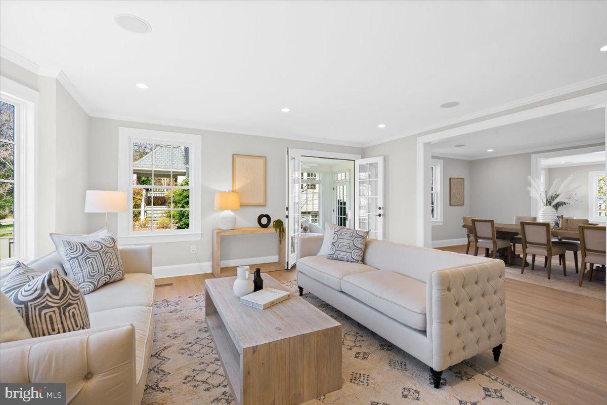 3213 Foxhall Road Northwest Washington, DC 20016 - Photo 13 of 35