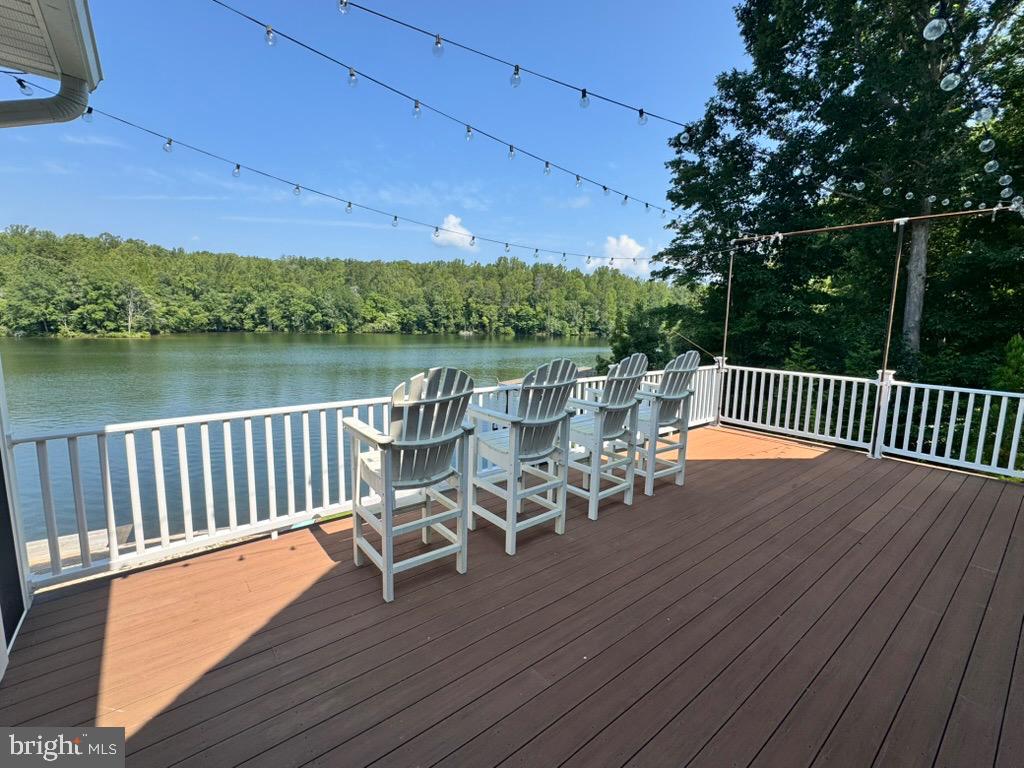 8 Elnor Road Bumpass, VA 23024 - Photo 4 of 13 Inviting deck off the main level.