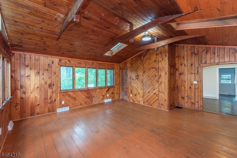 8 Weaver House Cove Road Andover, NJ 07821 - Photo 15 of 20 Gallery Image 15