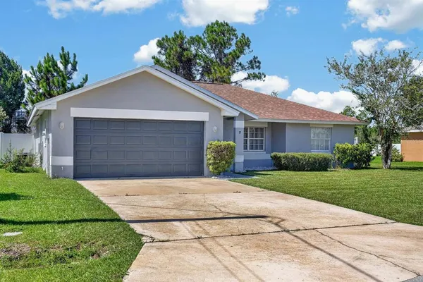$325,000 | 7 Brownstone Lane, Palm Coast, FL 32137