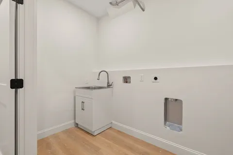 $1,250,000 | 27 Shepard Street, Unit 5, Boston, MA 02135