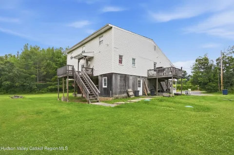$414,000 | 5562 Highway 9G, Livingston, NY 12534