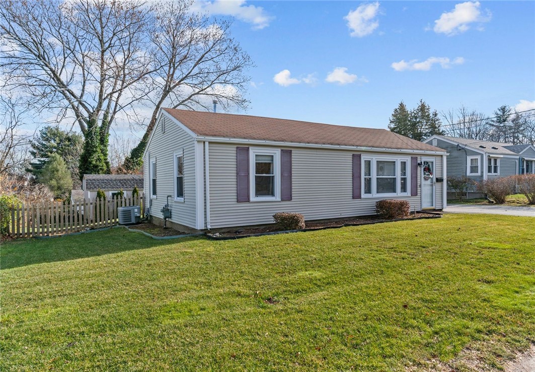 28 Valley Road East Greenwich, RI 02818 - Photo 22 of 22 Gallery Image 22