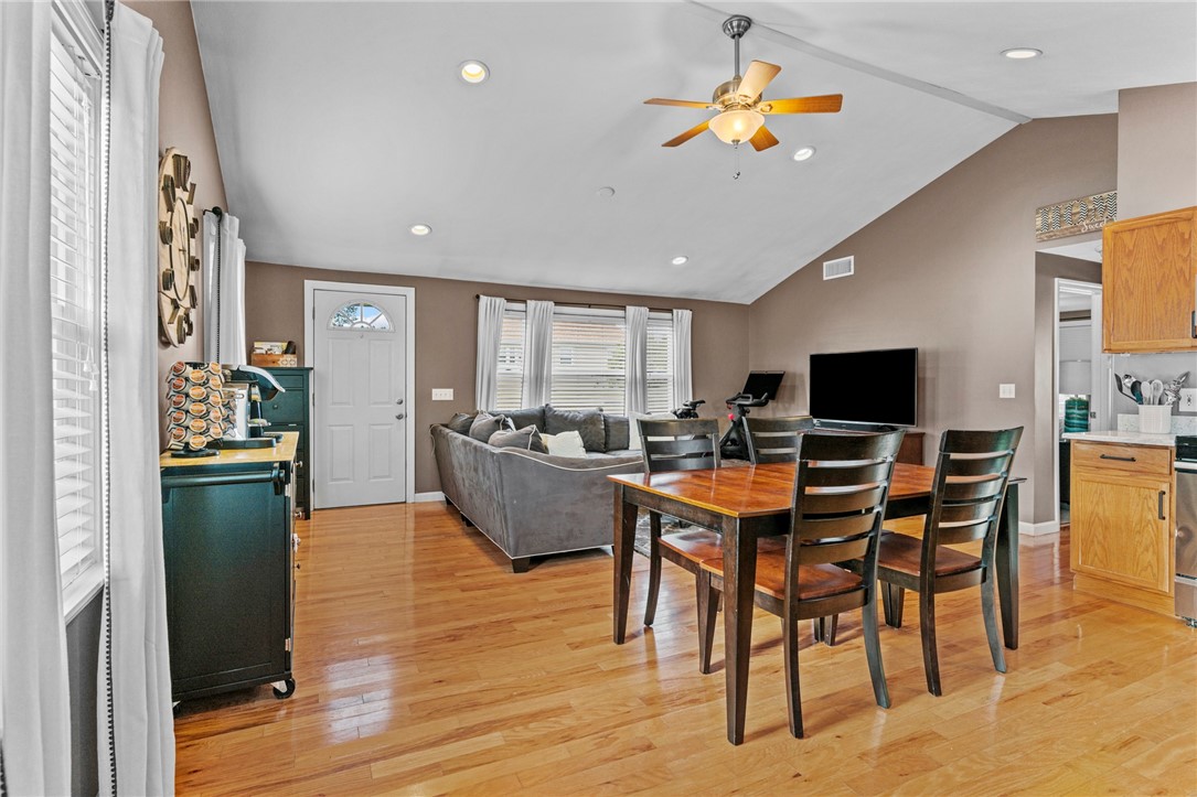 28 Valley Road East Greenwich, RI 02818 - Photo 3 of 22 Gallery Image 3