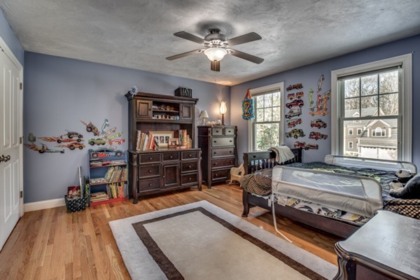 41 Dunelm Road Bedford, MA 01730 - Photo 18 of 26 Gallery Image 18