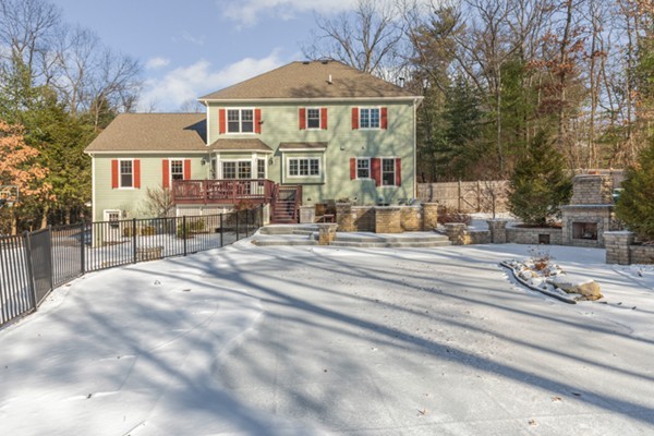 41 Dunelm Road Bedford, MA 01730 - Photo 25 of 26 Gallery Image 25