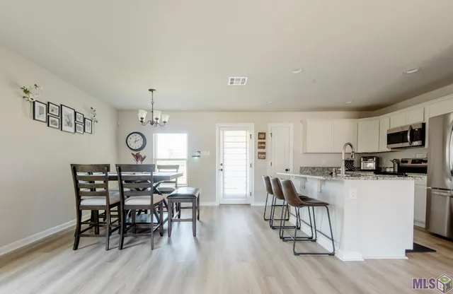 $1,950 | Undisclosed Address, Denham Springs, LA 70726