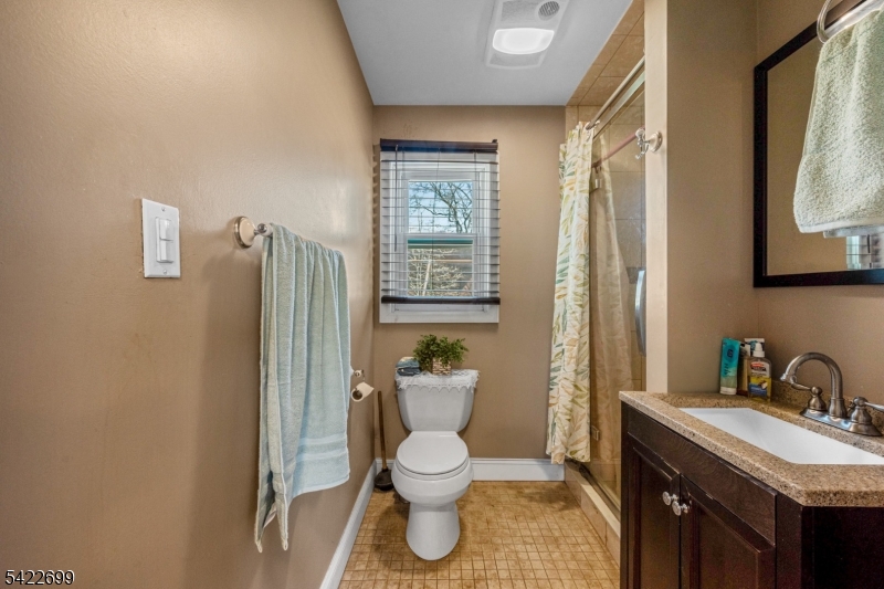 1302 Bower Street Linden, NJ 07036 - Photo 11 of 20