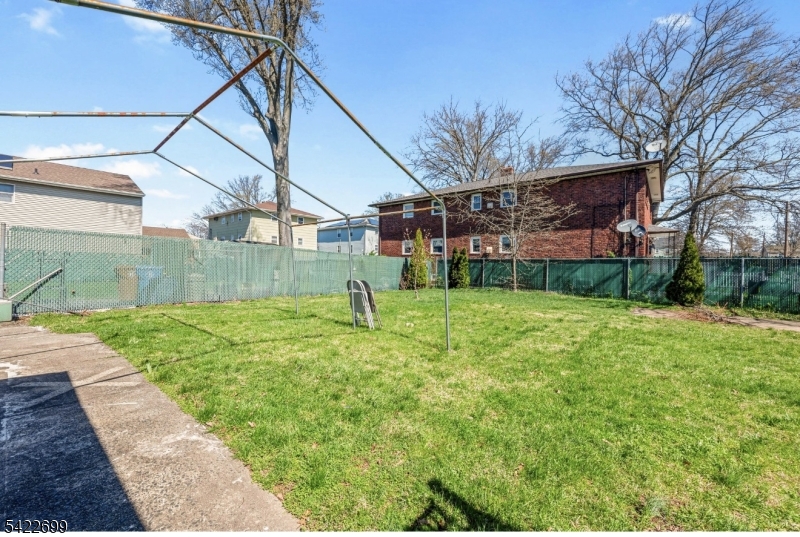 1302 Bower Street Linden, NJ 07036 - Photo 19 of 20