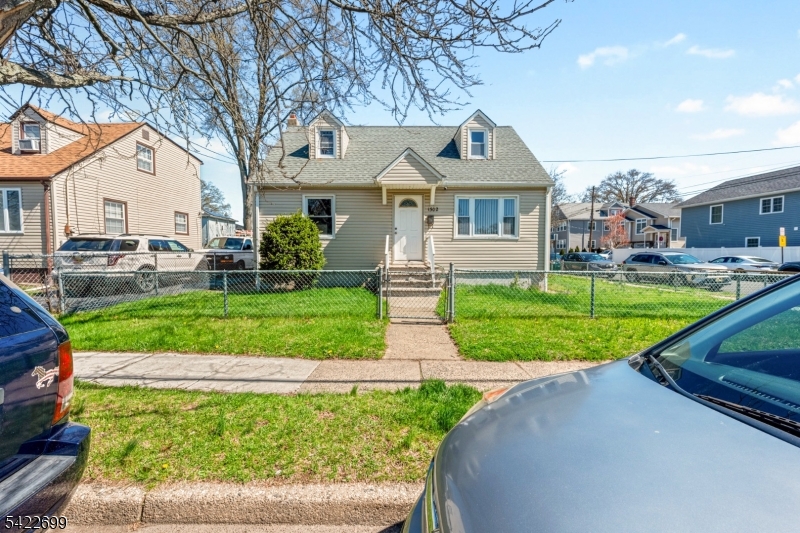 1302 Bower Street Linden, NJ 07036 - Photo 2 of 20