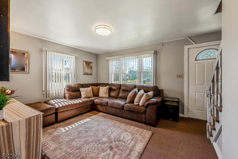 1302 Bower Street Linden, NJ 07036 - Photo 4 of 20