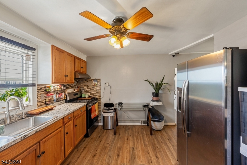 1302 Bower Street Linden, NJ 07036 - Photo 7 of 20