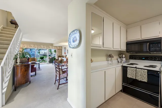 $839,000 | 9 Skinner's Path, Unit 9, Marblehead, MA 01945