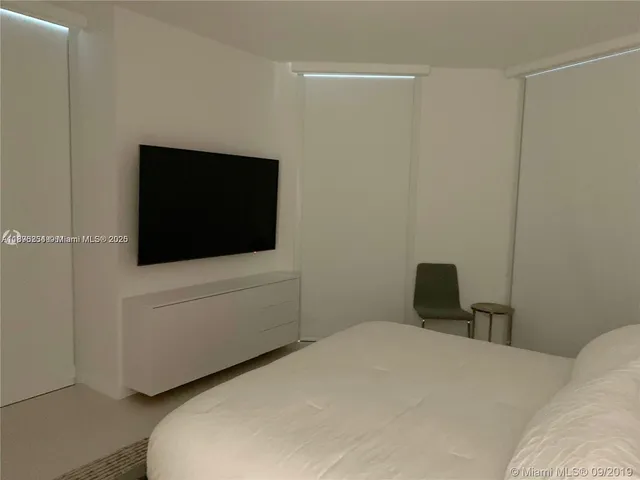 $5,100 | 501 Northeast 31st Street, Unit 3010, Miami, FL 33137