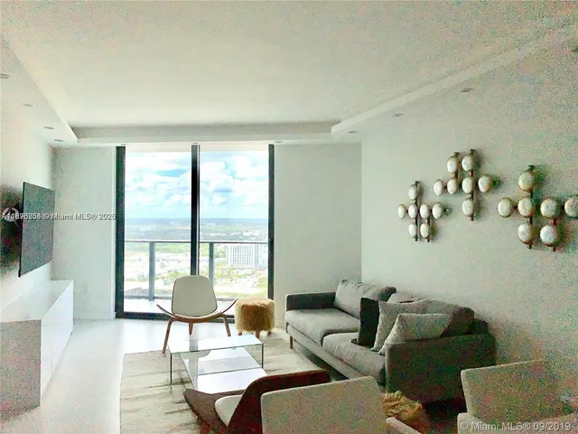$5,100 | 501 Northeast 31st Street, Unit 3010, Miami, FL 33137