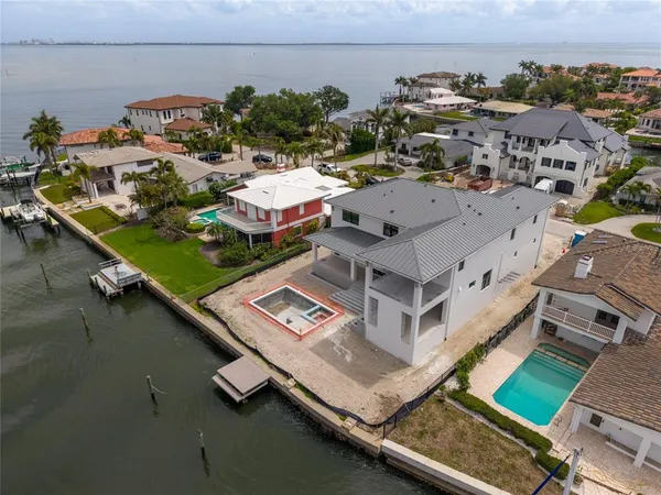 $4,250,000 | 2071 Illinois Avenue Northeast, St. Petersburg, FL 33703