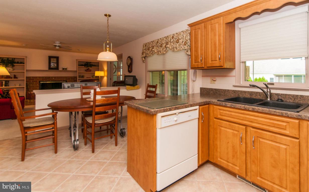 39 School Lane Stevens, PA 17578 - Photo 11 of 28 Gallery Image 11