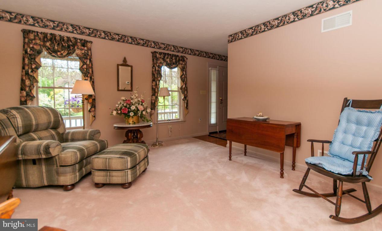 39 School Lane Stevens, PA 17578 - Photo 5 of 28 Gallery Image 5