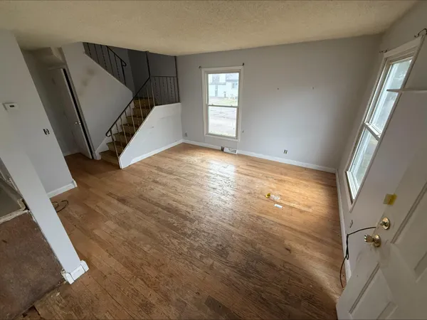 $124,900 | 4980 Grenwich Trail North, Oakdale, MN 55128
