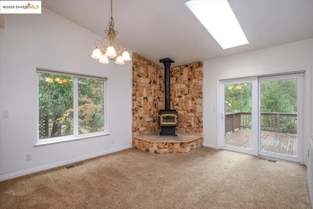 $585,000 | 22749 Confidence Road, Twain Harte, CA 95383