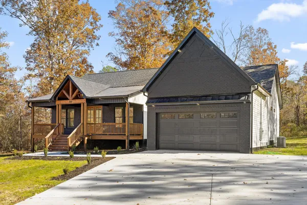 $465,000 | 308 Cloud Road, Trenton, GA 30752