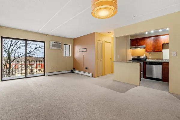 $318,900 | 159 Franklin Street, Unit D2, Stoneham, MA 02180