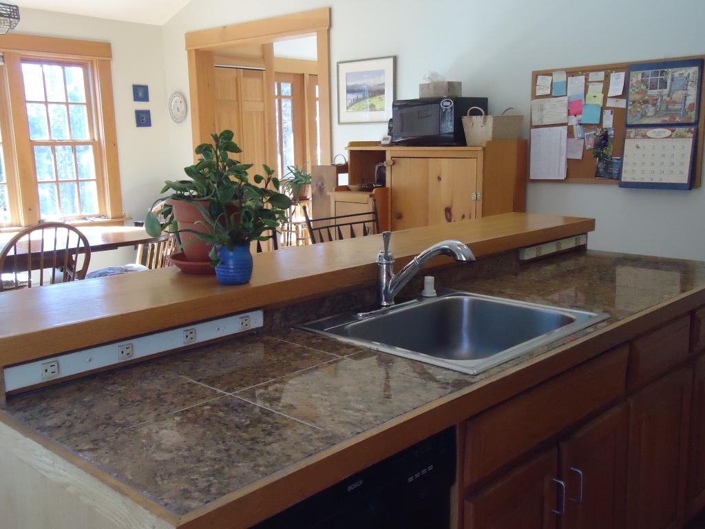 35 Prospect Street Lebanon, NH 03766 - Photo 4 of 23 Gallery Image 4