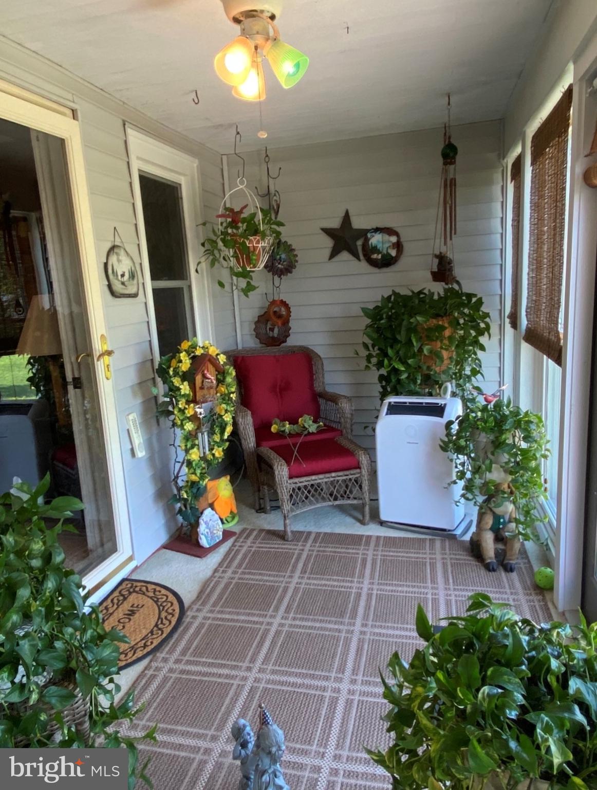 1234 South Bay Road Dover, DE 19901 - Photo 5 of 30 Cozy sunroom