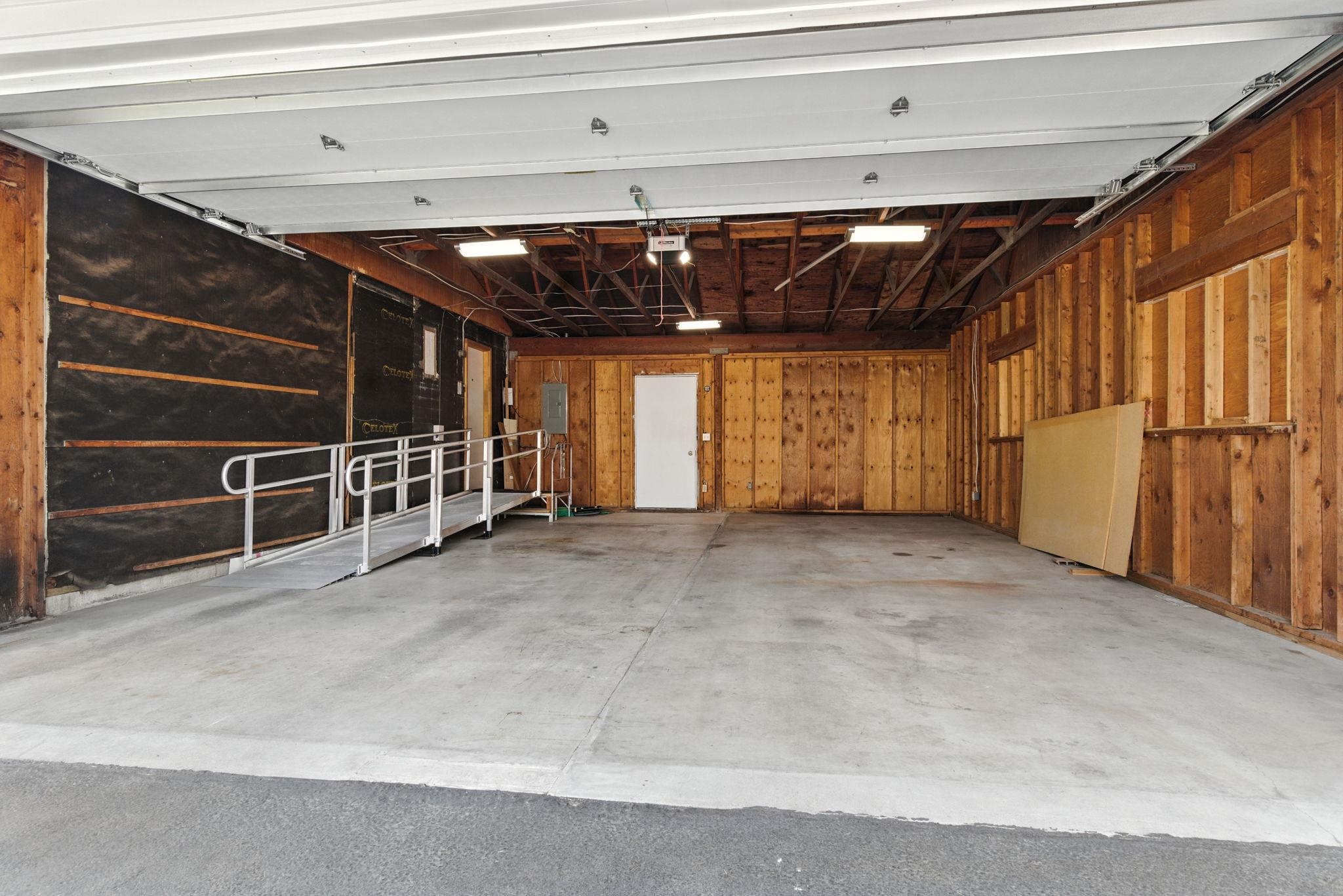 4401 North Best Road Spokane Valley, WA 99216 - Photo 20 of 23