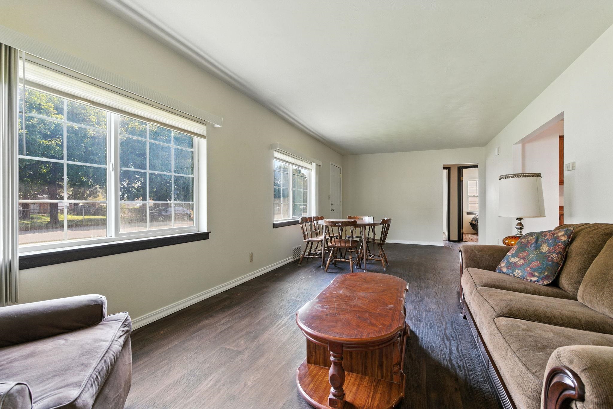 4401 North Best Road Spokane Valley, WA 99216 - Photo 3 of 23