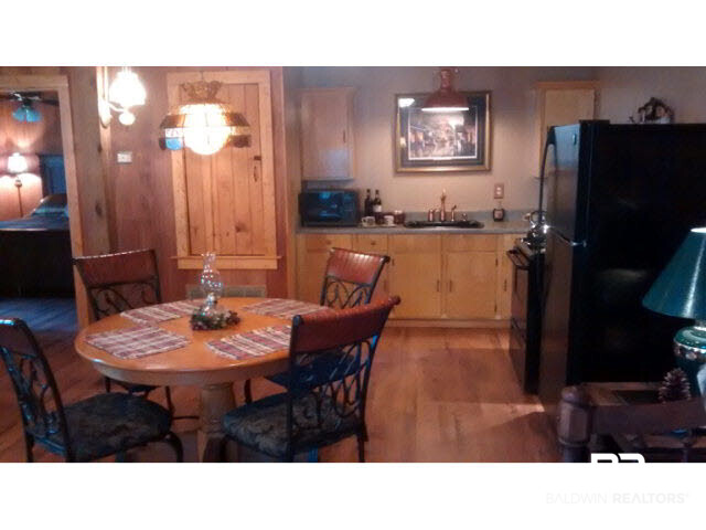 16981 Ferry Road Fairhope, AL 36532 - Photo 16 of 32 Dining & kitchen