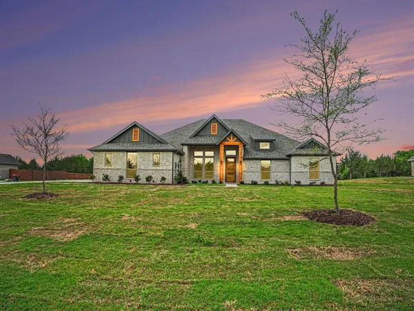 $649,990 | 6830 Southrock Drive, Midlothian, TX 76065