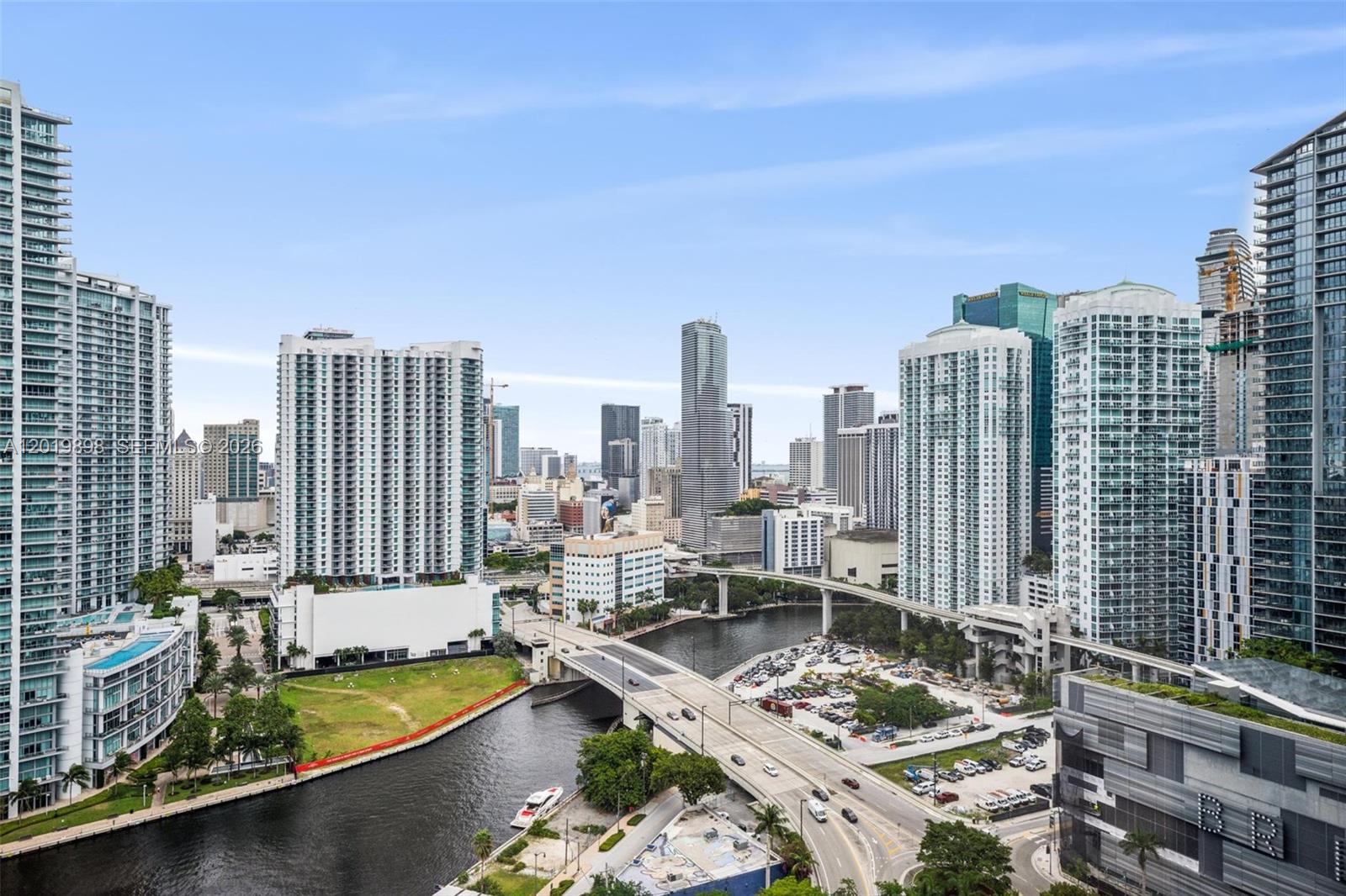 88 Southwest 7th Street, Unit 2111 Miami, FL 33130 - Photo 28 of 30