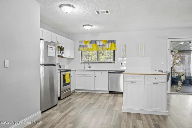 $320,000 | 797 Tooley Road Southwest, Palm Bay, FL 32908