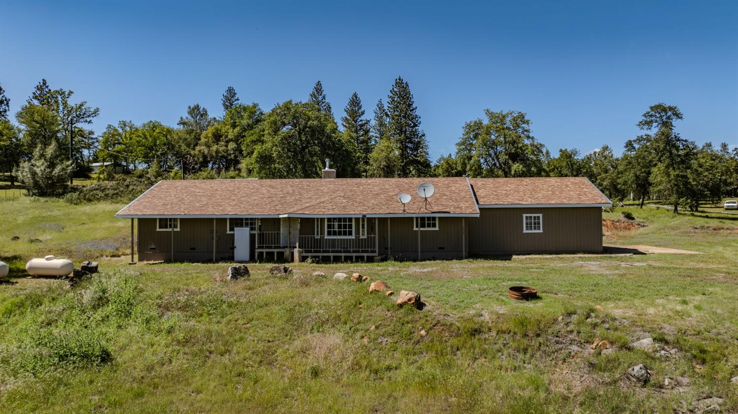5039 Old Emigrant Trail East Mountain Ranch, CA 95246 - Photo 1 of 67