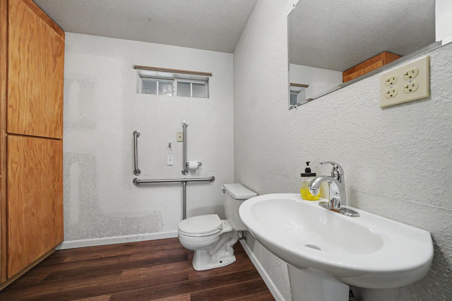 5039 Old Emigrant Trail East Mountain Ranch, CA 95246 - Photo 23 of 67