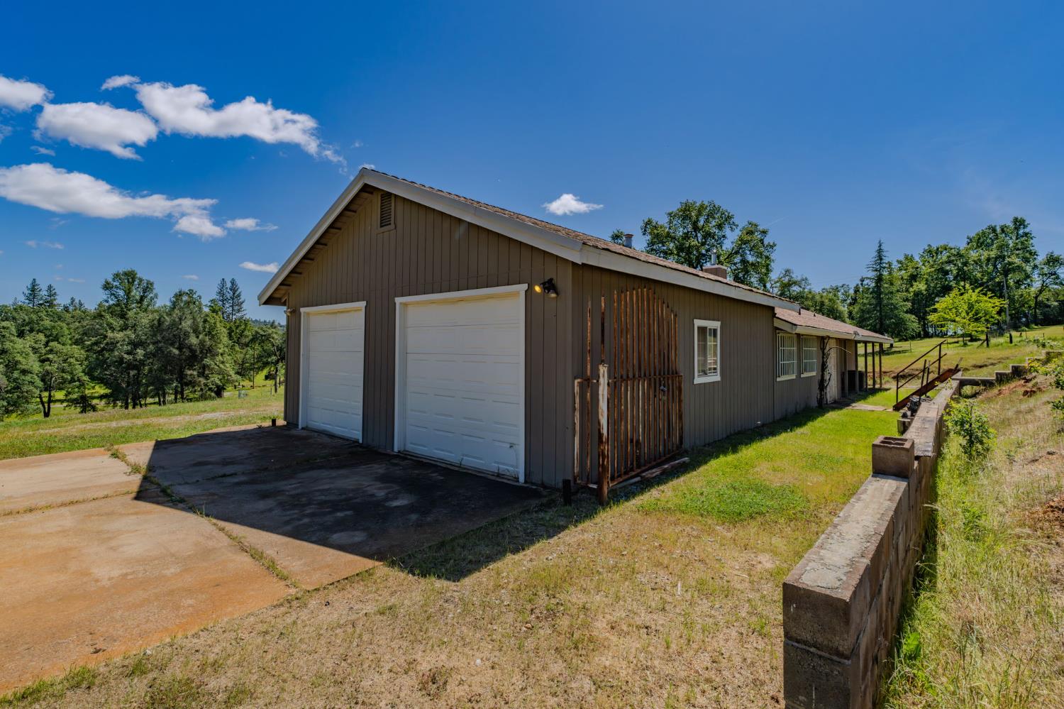 5039 Old Emigrant Trail East Mountain Ranch, CA 95246 - Photo 55 of 67