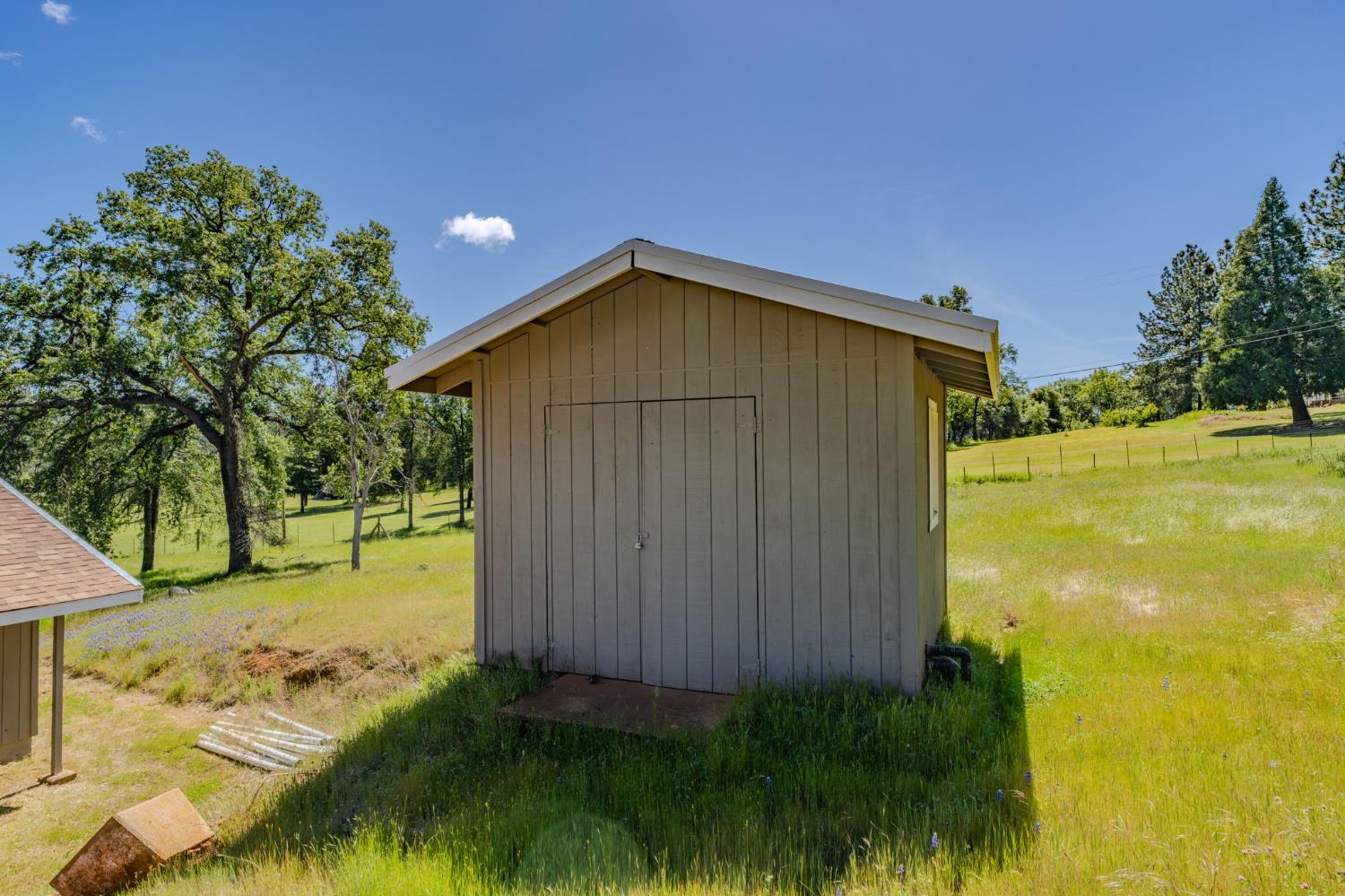 5039 Old Emigrant Trail East Mountain Ranch, CA 95246 - Photo 57 of 67