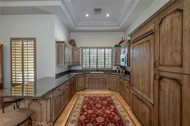 a view of a house with outdoor space