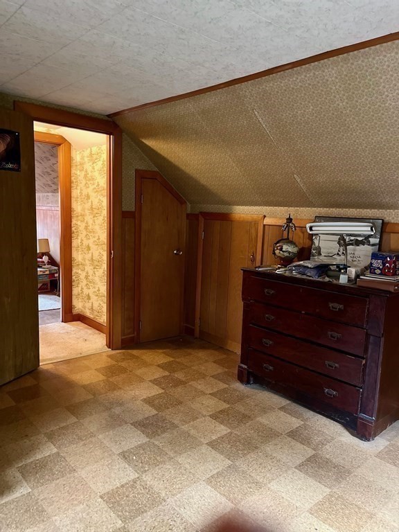 36 Greenwood Road Lynnfield, MA 01940 - Photo 8 of 12 Gallery Image 8