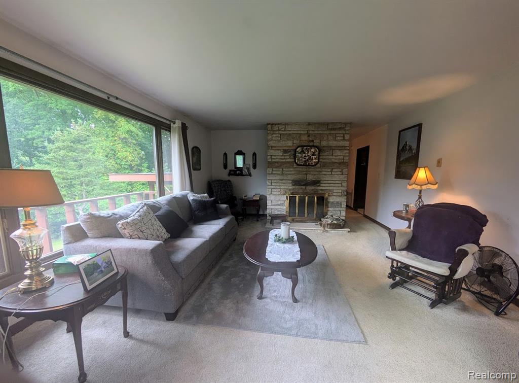 4050 Hunters Creek Road Metamora, MI 48455 - Photo 7 of 36 Gallery Image 7