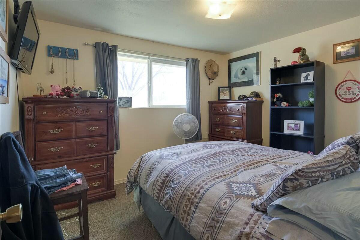 2080 Northwest 12th Street Redmond, OR 97756 - Photo 17 of 39 tempImage0M4P8A