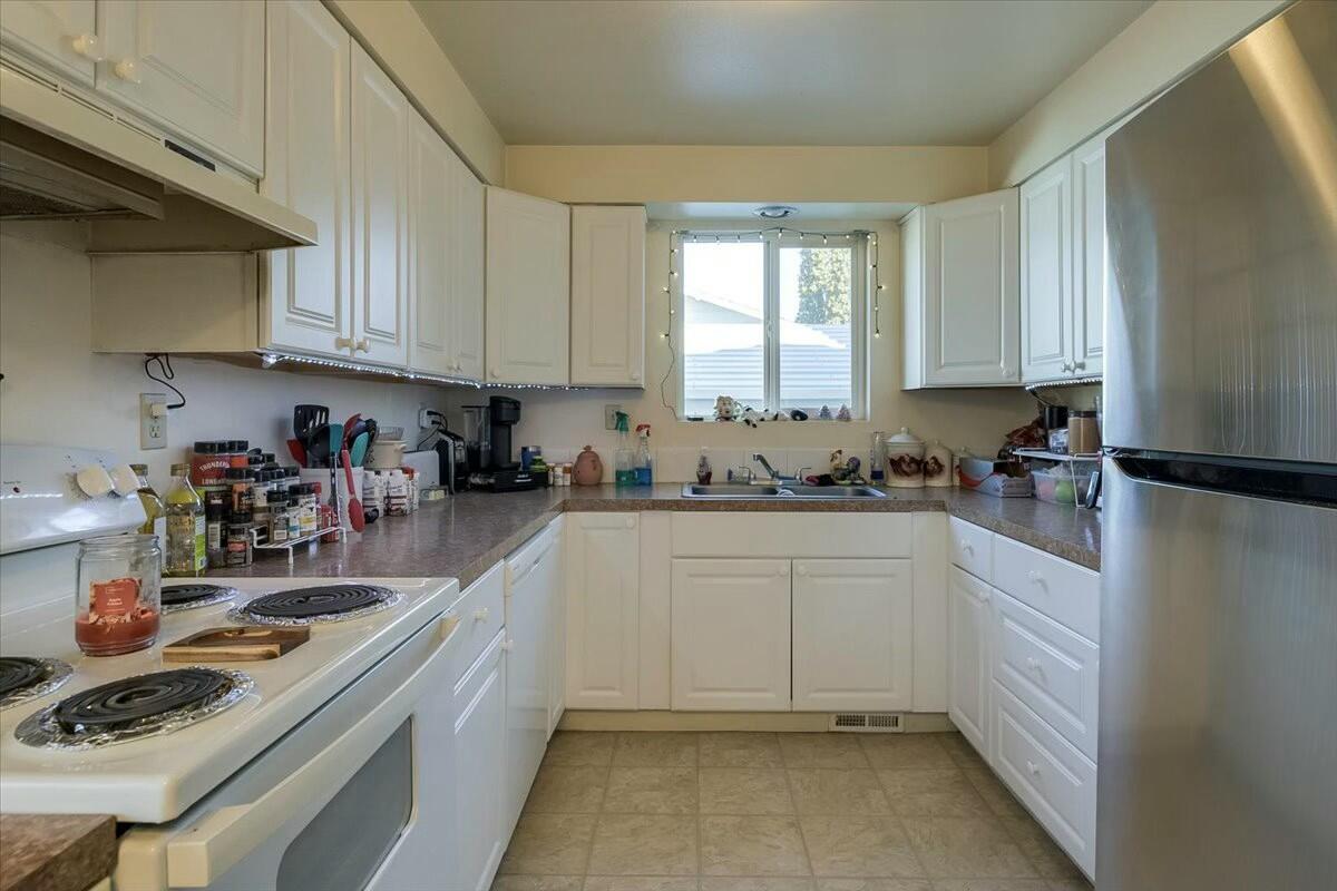 2080 Northwest 12th Street Redmond, OR 97756 - Photo 20 of 39 tempImageJHQr8K