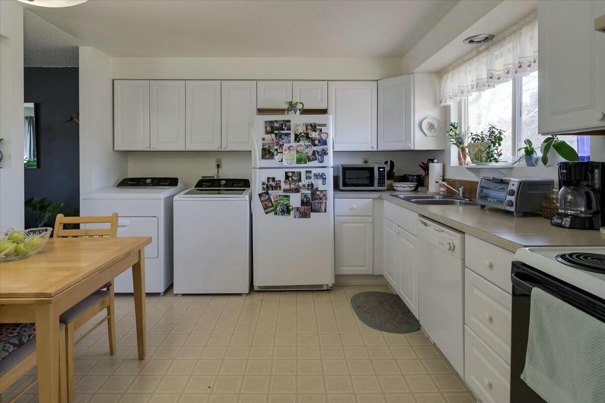 2080 Northwest 12th Street Redmond, OR 97756 - Photo 25 of 39 tempImageyPAdMk