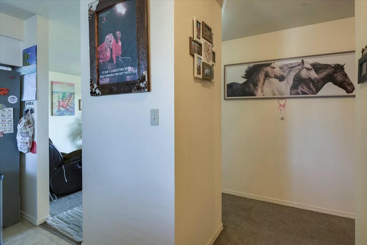 2080 Northwest 12th Street Redmond, OR 97756 - Photo 8 of 39 tempImageOqbDQf