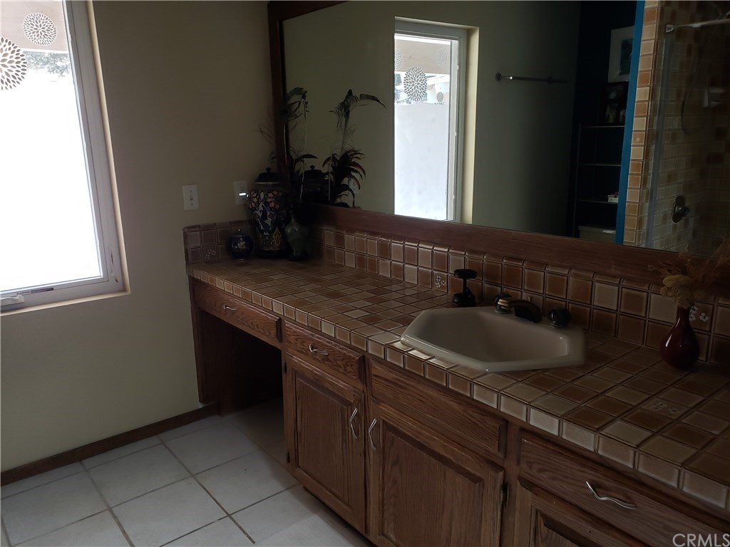 1085 Ladera Lane Paso Robles, CA 93446 - Photo 15 of 21