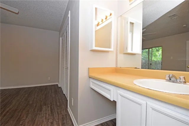 $1,650 | 1000 King Albert Street, Unit A, Austin, TX 78745